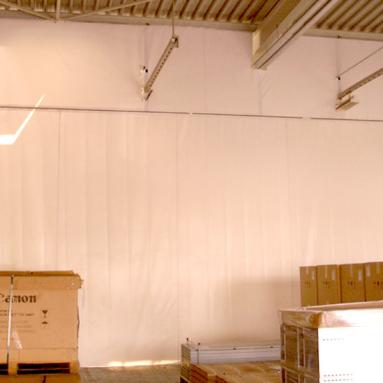 27 Lärm- und Staubschutzwand