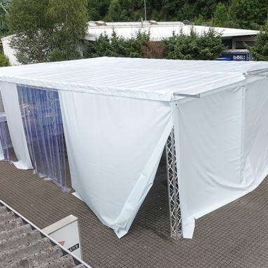 1 Staubschutzhalle für Wartungsarbeiten