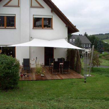 4 Sonnensegel, tempotäre Beschattung / Wetterschutz