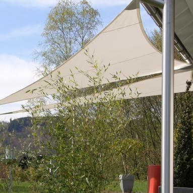 5 Sonnensegel, tempotäre Beschattung / Wetterschutz