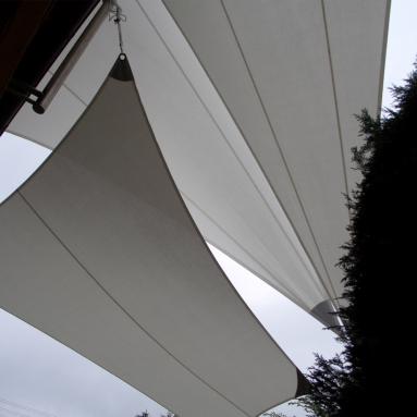 12 Sonnensegel, tempotäre Beschattung / Wetterschutz