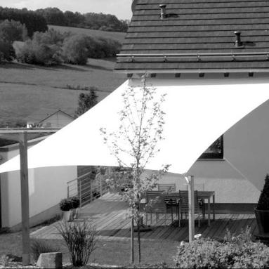 17 Sonnensegel, tempotäre Beschattung / Wetterschutz