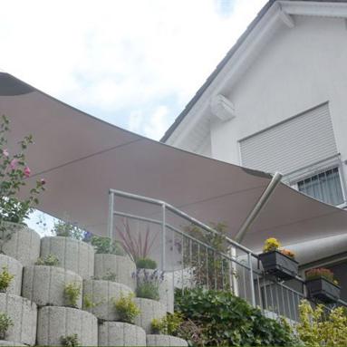 31 Sonnensegel, tempotäre Beschattung / Wetterschutz