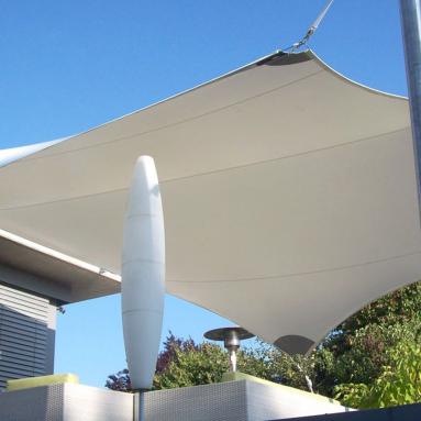 44 Sonnensegel, tempotäre Beschattung / Wetterschutz