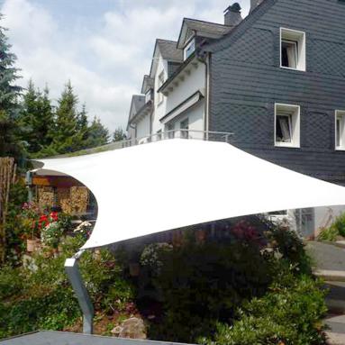 49 Sonnensegel, tempotäre Beschattung / Wetterschutz