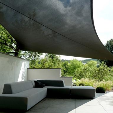 53 Sonnensegel, tempotäre Beschattung